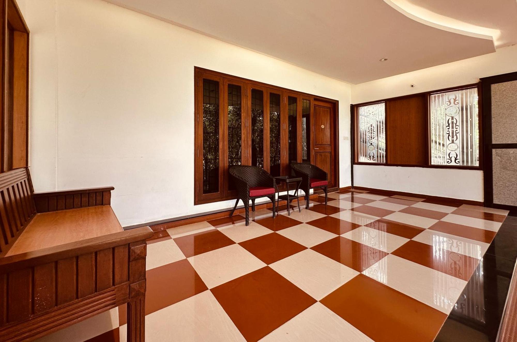 Holiday Valley Hotels And Resorts Denkanikottai Exterior photo